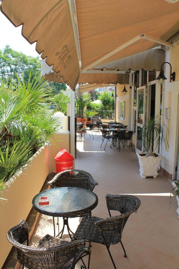 Hotel Maria Castellabate Exterior photo